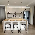 Dominiqueplayaazul apto de lujo con Jacuzzi privado en balcon